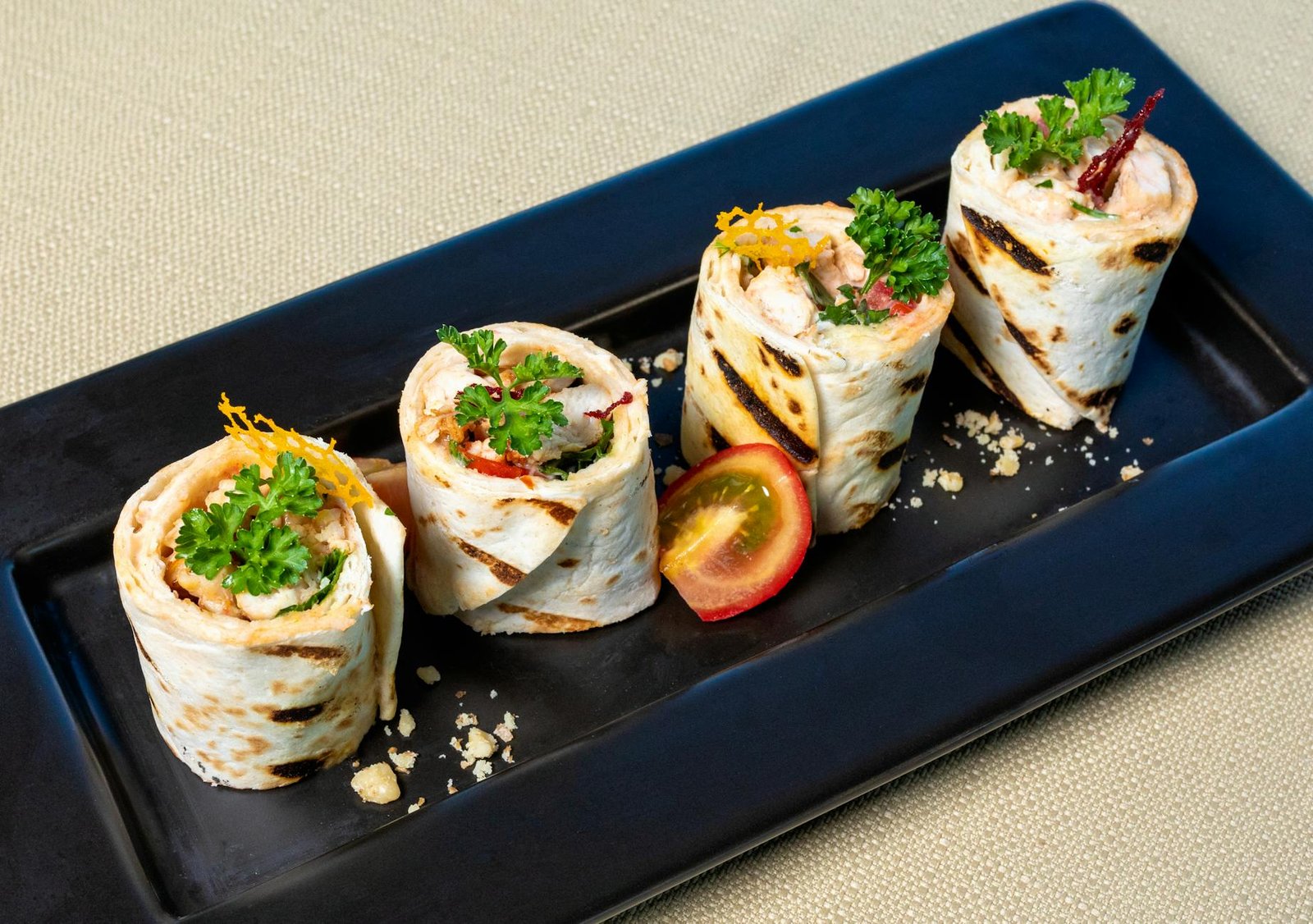 It is easy to cook healthy if you know what . Here are 3 Quick and Healthy Family Dinner Ideas.